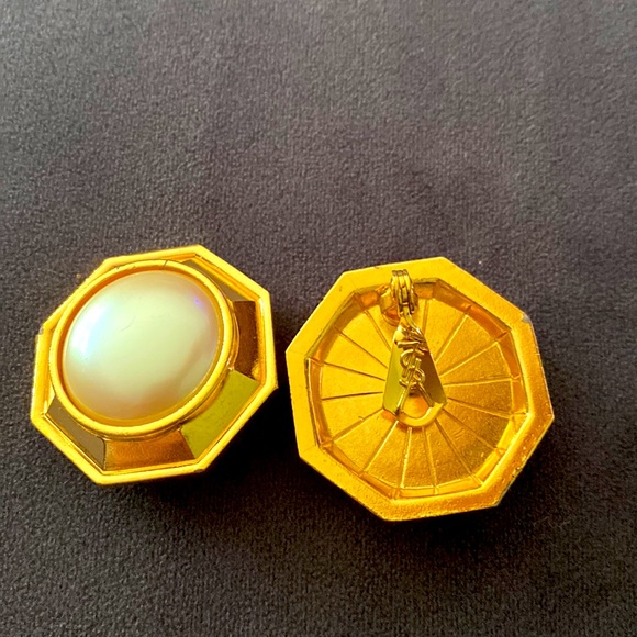 Authentic YSL gold plated pearl Earrings - Picture 2 of 6